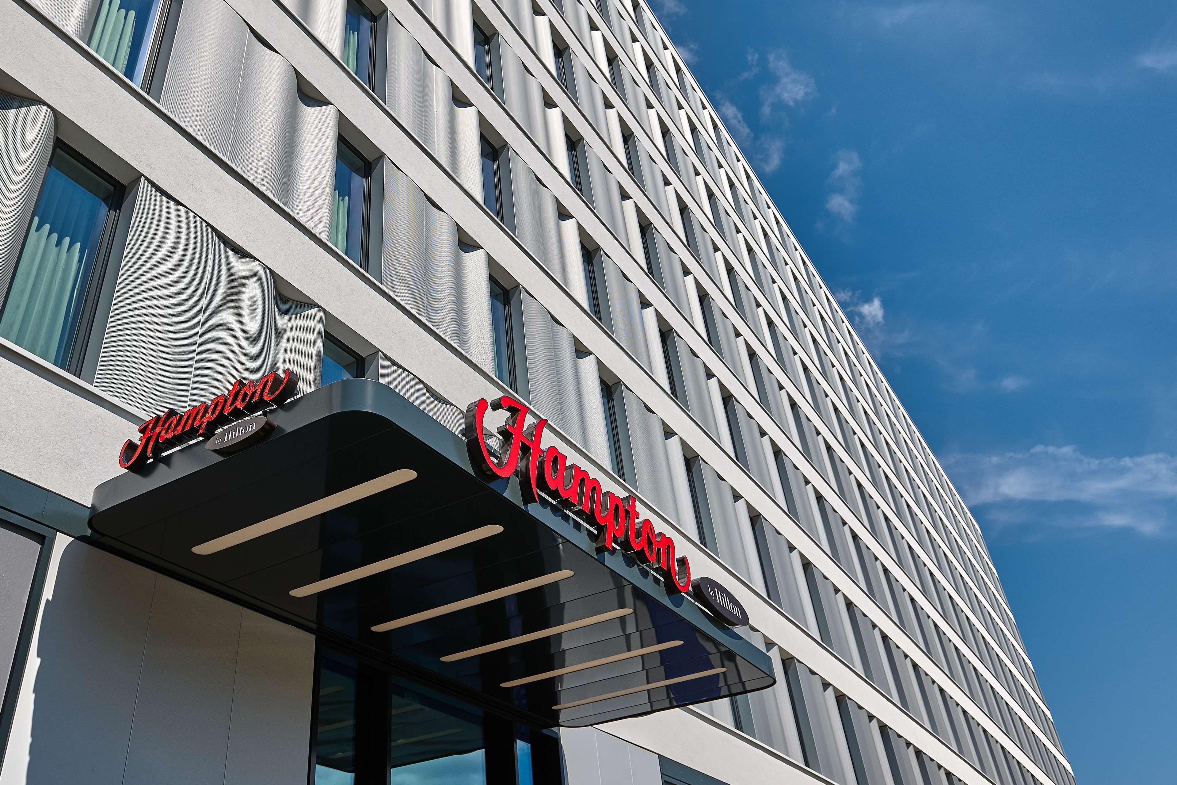 Hampton By Hilton Berlin City Centre Alexanderplatz — Photos 2